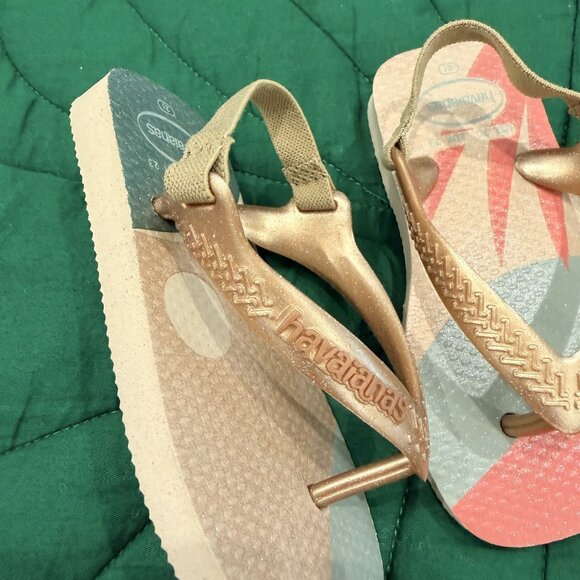 Havaianas Baby Toddler 7C Flip Flop Sandals - Picture 3 of 4